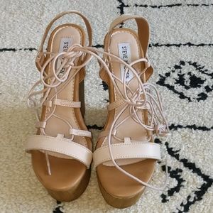 Steve Madden Sunset Wedges